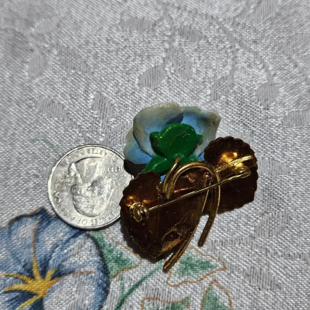 vintage cottagecore boho blue pansy brooch